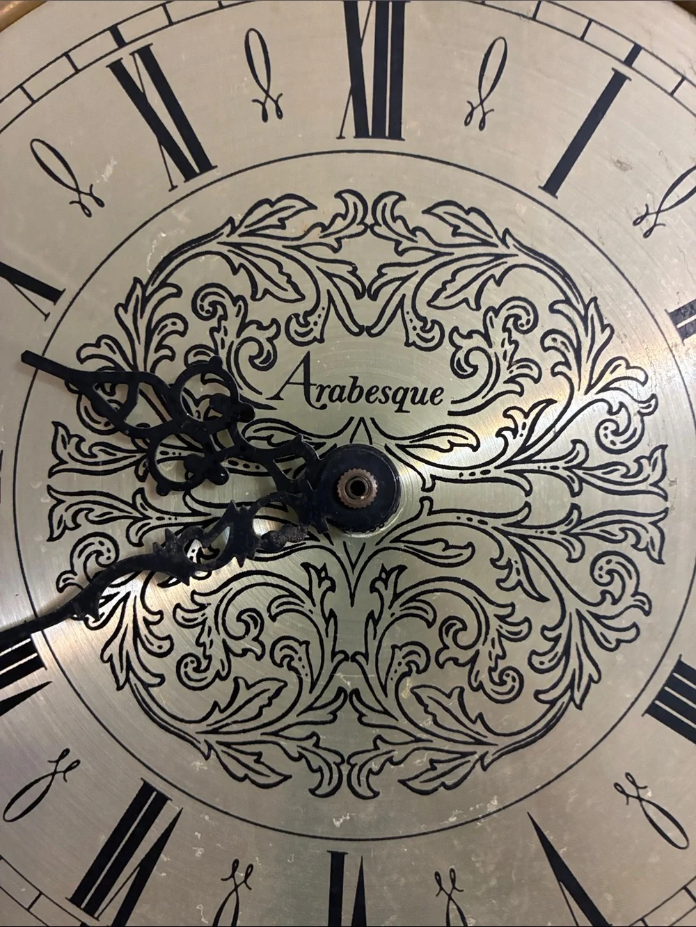 Arabesque vintage art deco clock